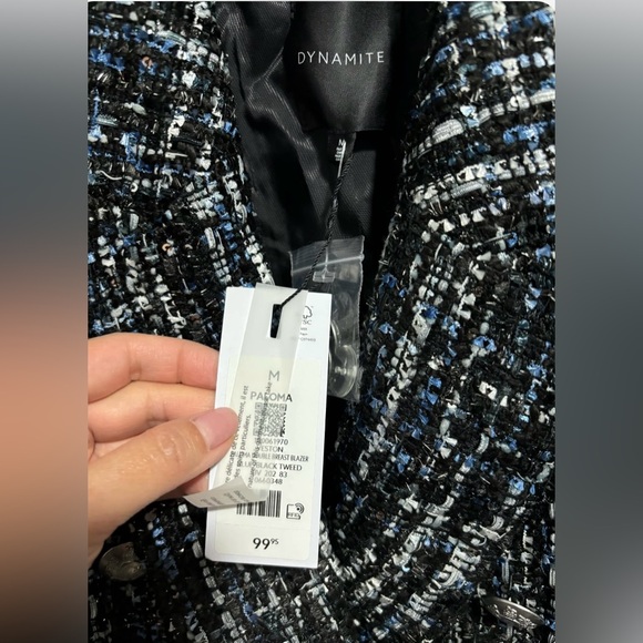 Blazer dynamite. - Picture 2 of 2